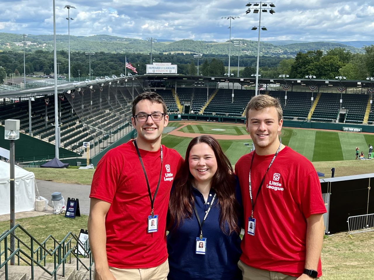 Three students who complete the internship in 2022