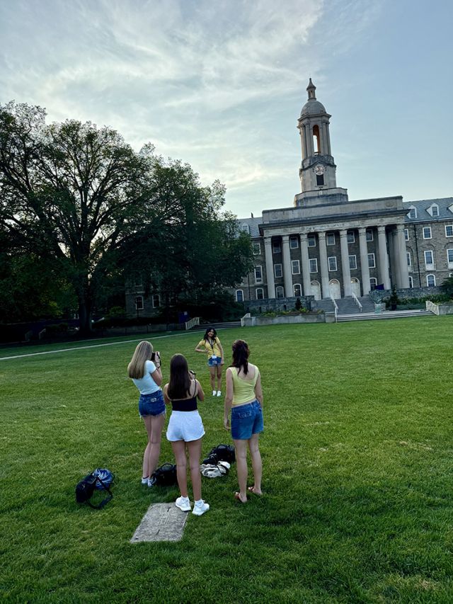 Old Main shootaround